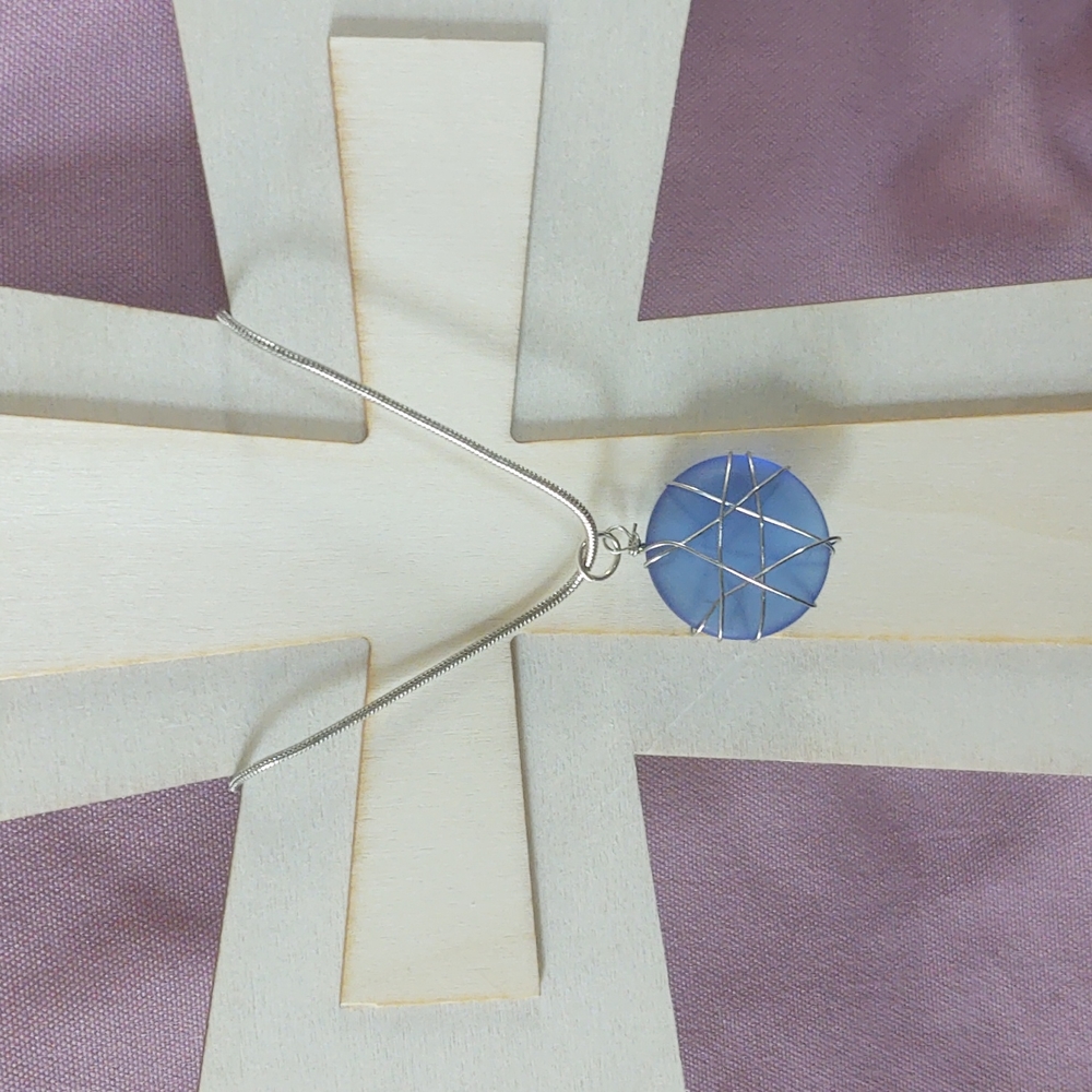 20 inch chain sea glass front view